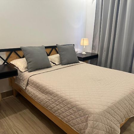 Private Fully Furnished Home At Wide Mouth Frog Hostel Quepos Exterior photo